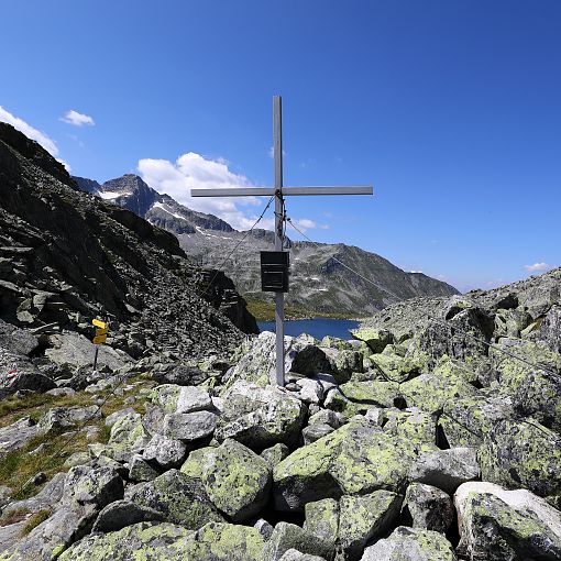 Arlscharte Gipfelkreuz