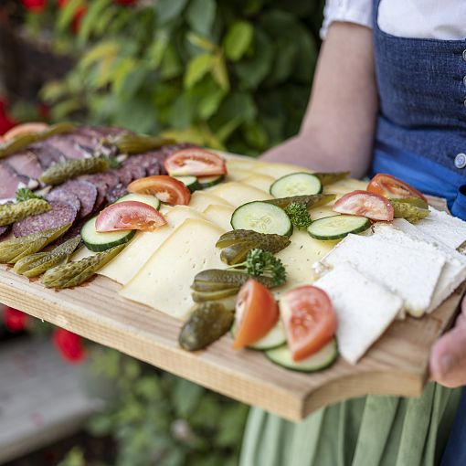 Traditional alpine platter at the Maurachalm