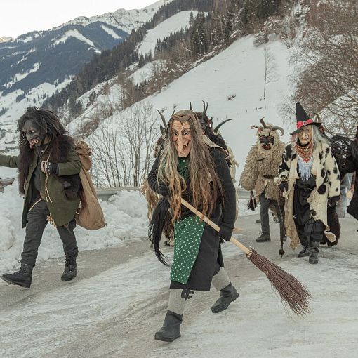 Hexen - Perchtenverein Großarl