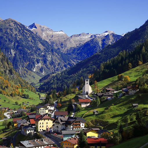 Herbstliche Aufnahme Hüttschlag