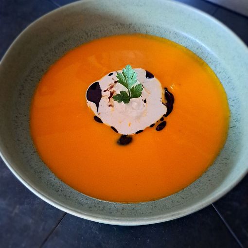 Kürbis-Apfel Cremesuppe