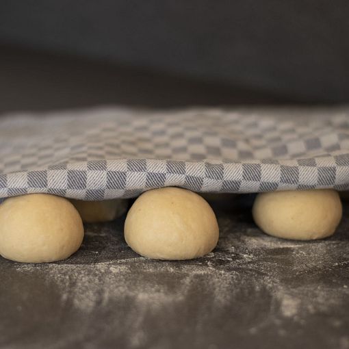 Germknödel rasten lassen