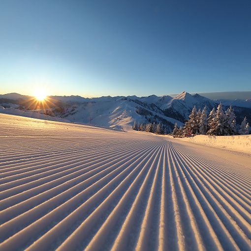 Skipiste Großarltal bei Sonnenaufgang (2)