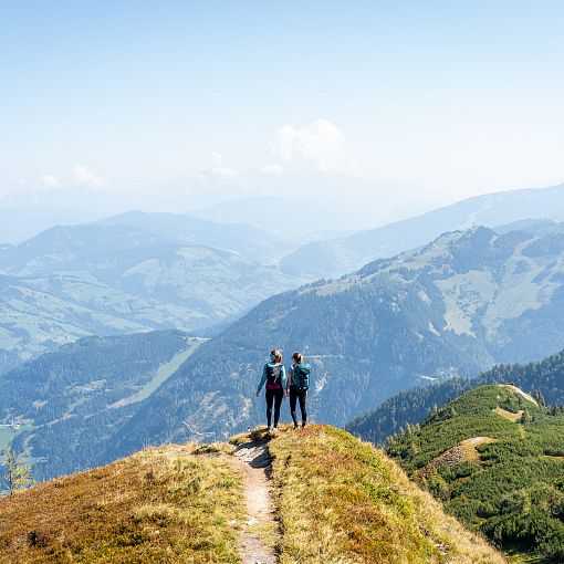 Wandern und Ausblick genießen