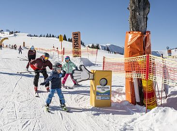 familie-skifahren-lorenz-masser-5