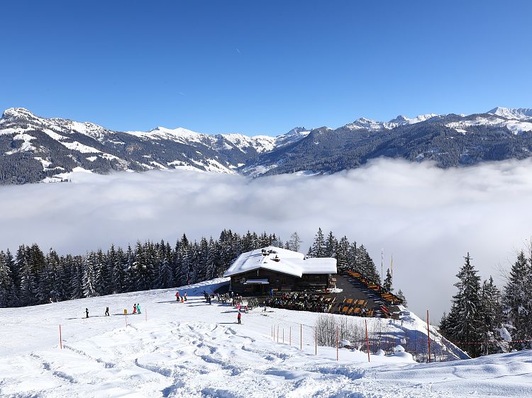 hochbrandhuette-skihuette-winter-1
