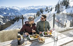 kulinarik-skihuette-ausblick-lorenz-masser-9