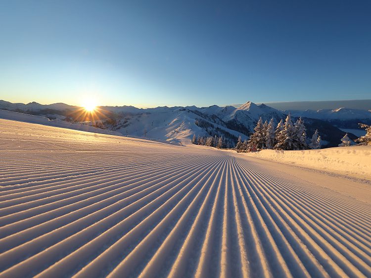 skipiste-grossarltal-sonnenaufgang-2-1