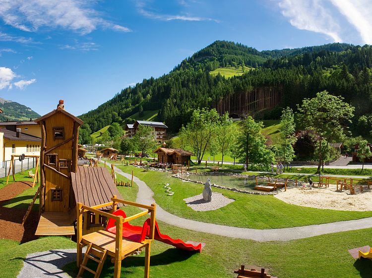 spielplatz-rucki-zuckis-gaudi-alm-1