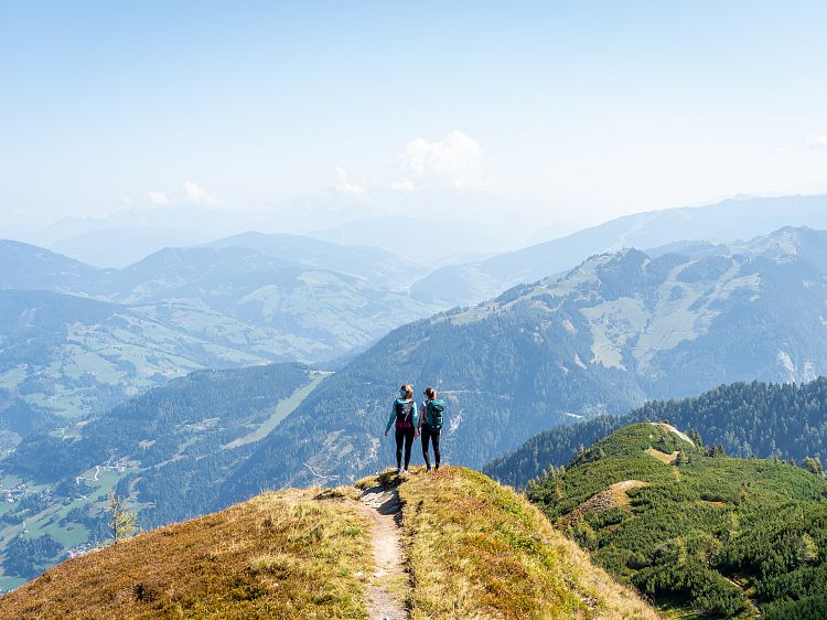 wandern-ausblick-geniessen-19
