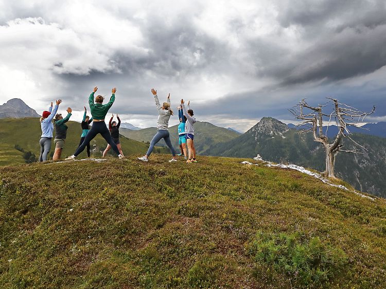 yoga-loosbuehel-gewitterstimmung-1